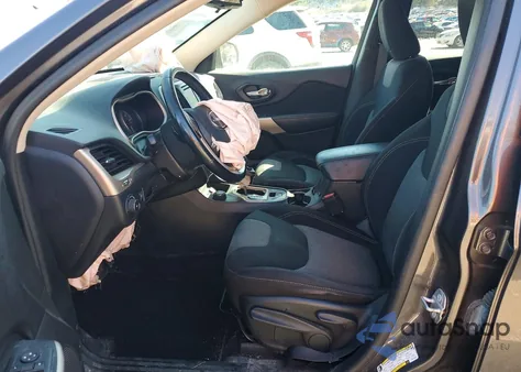 2018 Jeep Cherokee Latitude z USA, uszkodzony, nr VIN 1C4PJMCBXJD575605